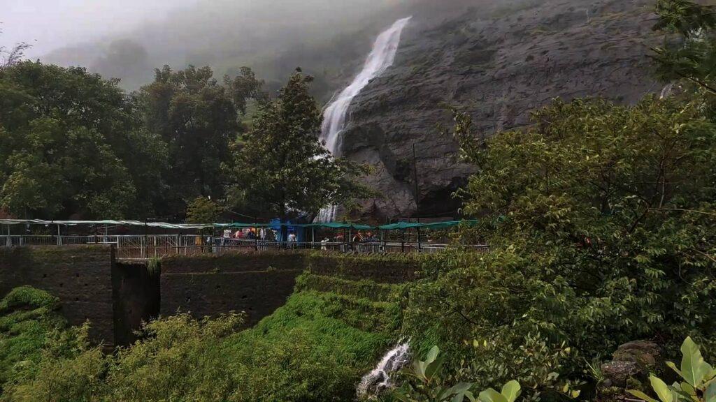 Karla Caves Image