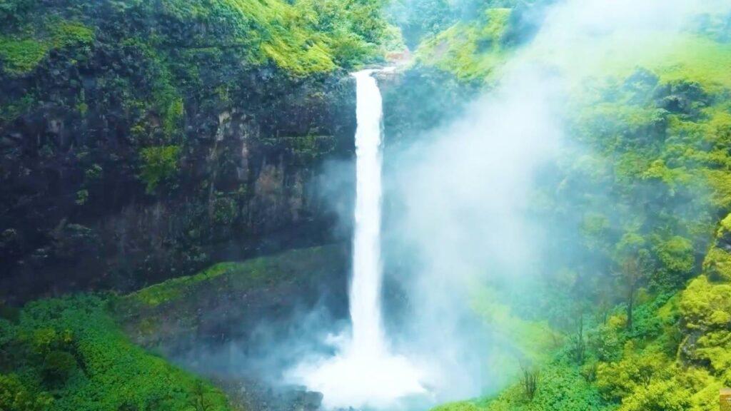 Kumbhe Waterfall Photo