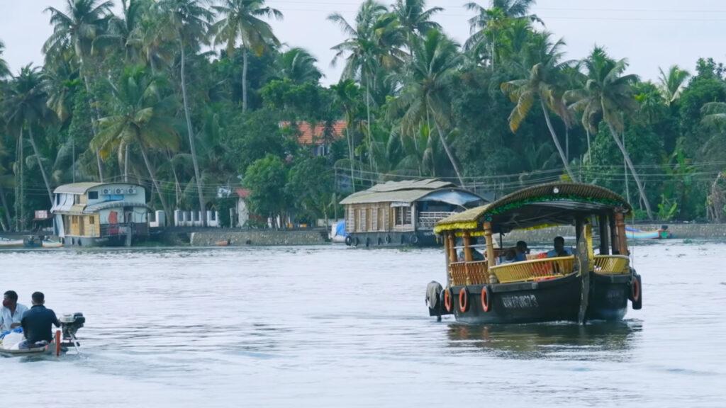 Alappuzha Photoshoot Places Boat house