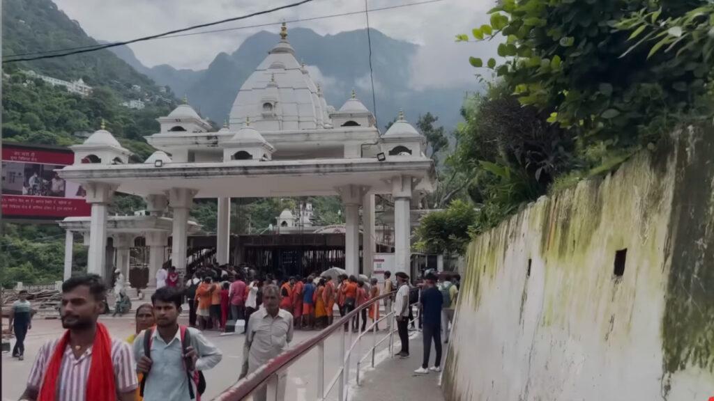 Vaishno Devi Temple Entrance